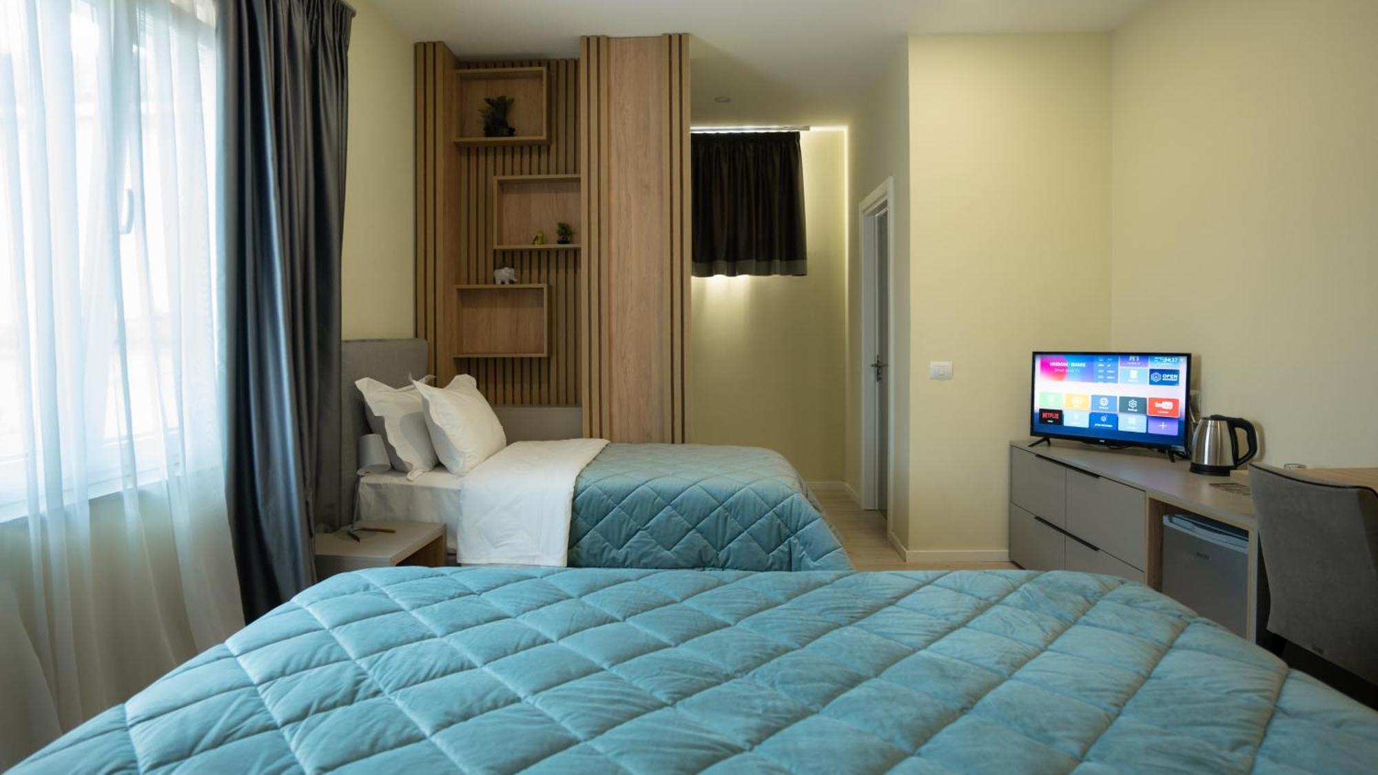 F&M Hotel 2 Τίρανα Εξωτερικό φωτογραφία