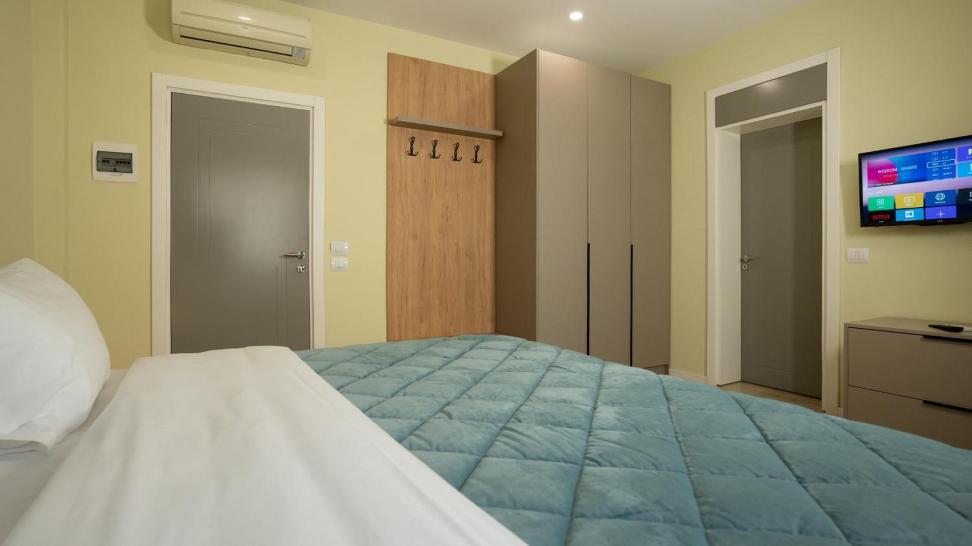 F&M Hotel 2 Τίρανα Εξωτερικό φωτογραφία