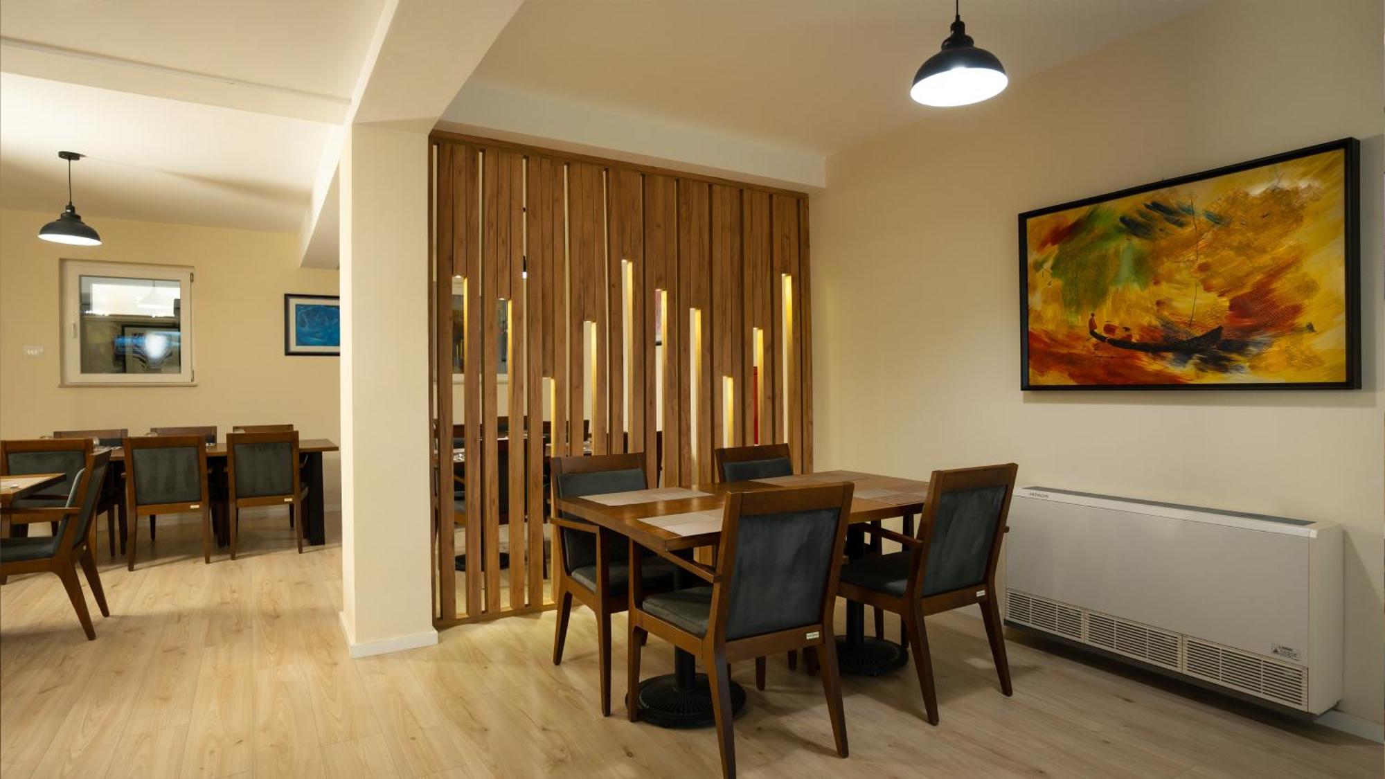 F&M Hotel 2 Τίρανα Εξωτερικό φωτογραφία